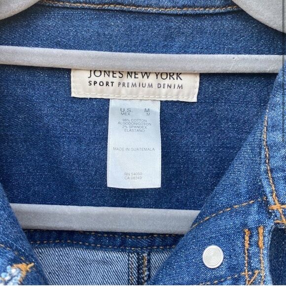 Jones New York denim Jacket blue size medium - Picture 5 of 5